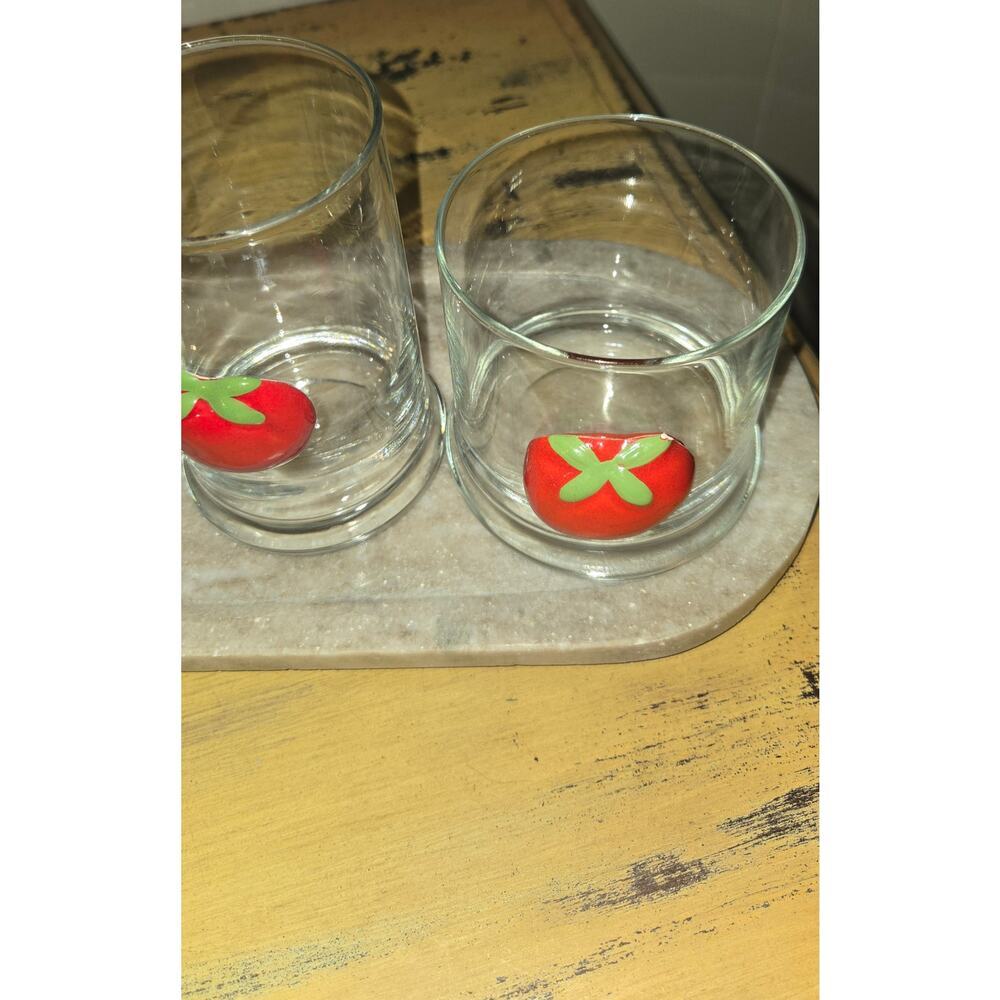 VTG Bloody Mary Set of Three Raised Tomatoes Glasses - Picture 4 of 6